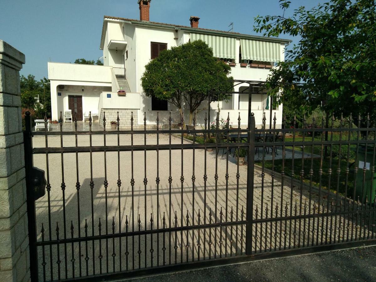 Apartment Vesna Veleniki Экстерьер фото